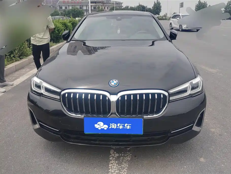 BMW 5 Series New Energy 2022 535Le Luxury Package фото 2