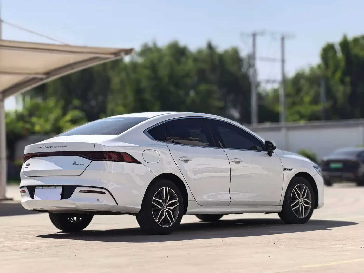 BYD Qin PLUS 2021 DM-i 55KM Flagship фото 5