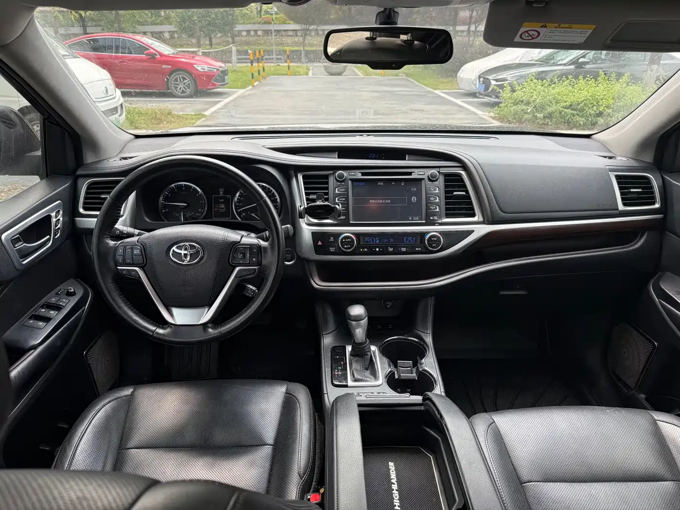 Toyota Highlander 2015 2.0T AWD Ultimate Edition 7-seater фото 4