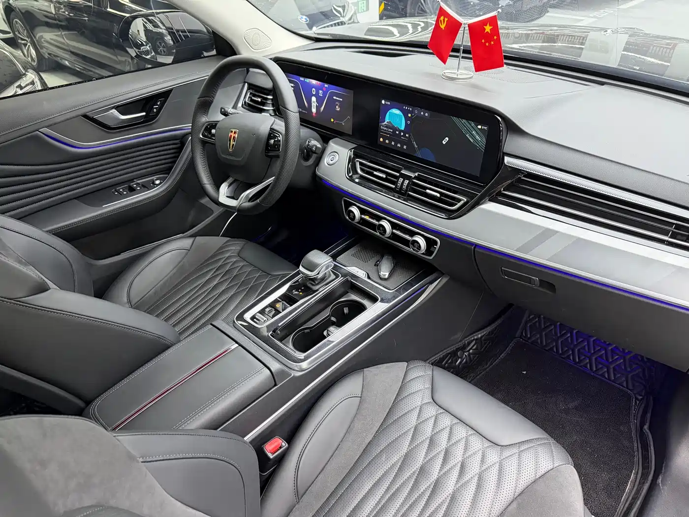 Hongqi HS5 2023 2.0T Flag Leader Pro Edition фото 4