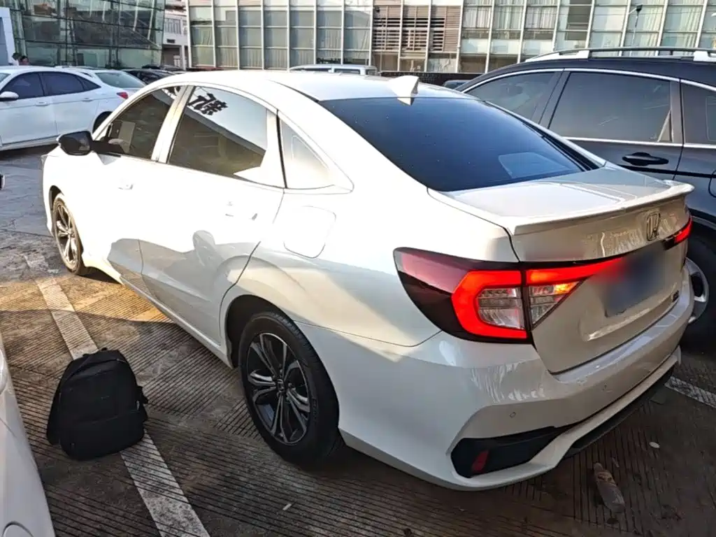 Honda ENVIX 2022 2022 180TURBO CVT Premium Edition