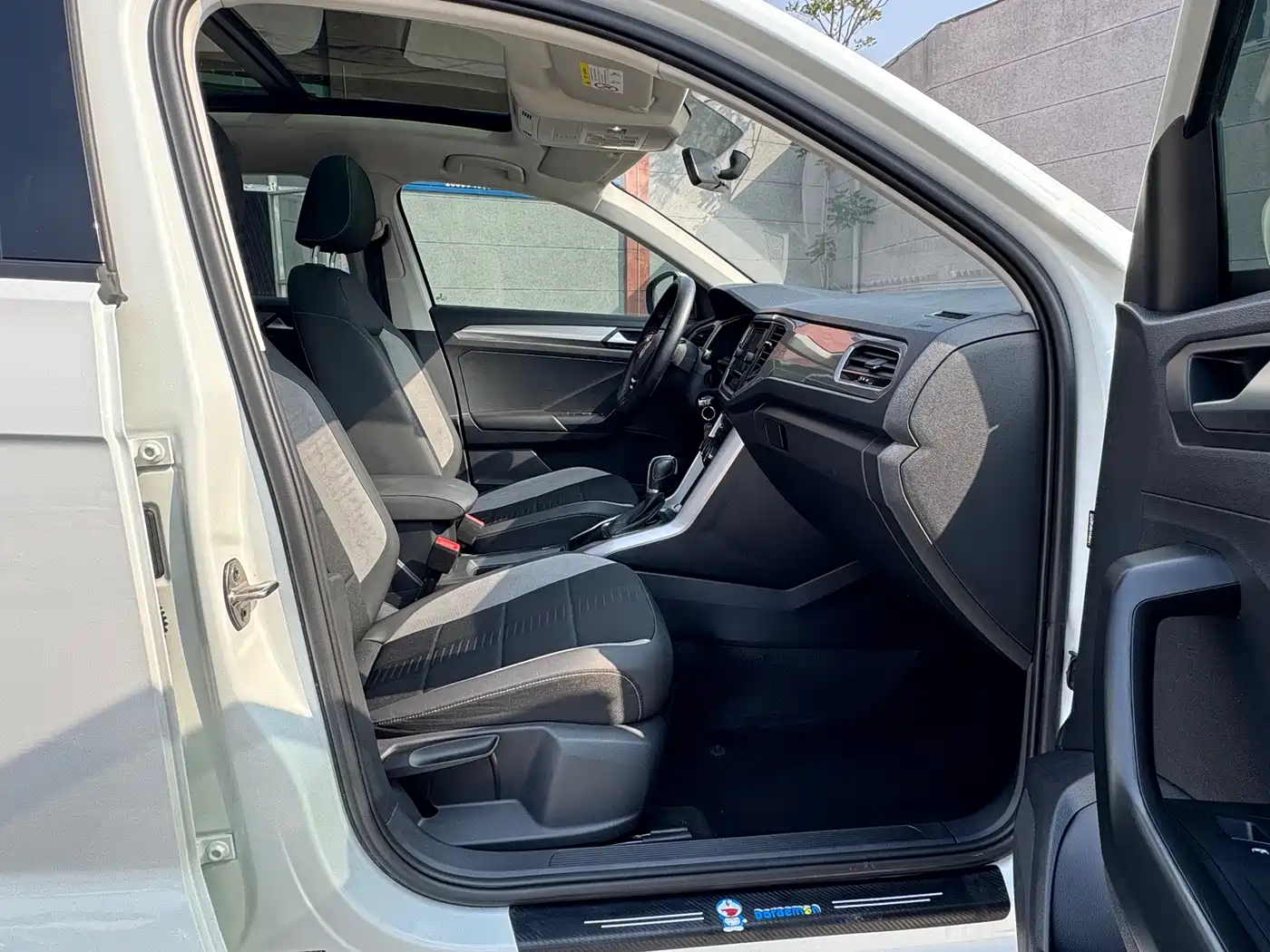 Volkswagen T-ROC 2019 230TSI DSG 2WD Progressive Type China V фото 9