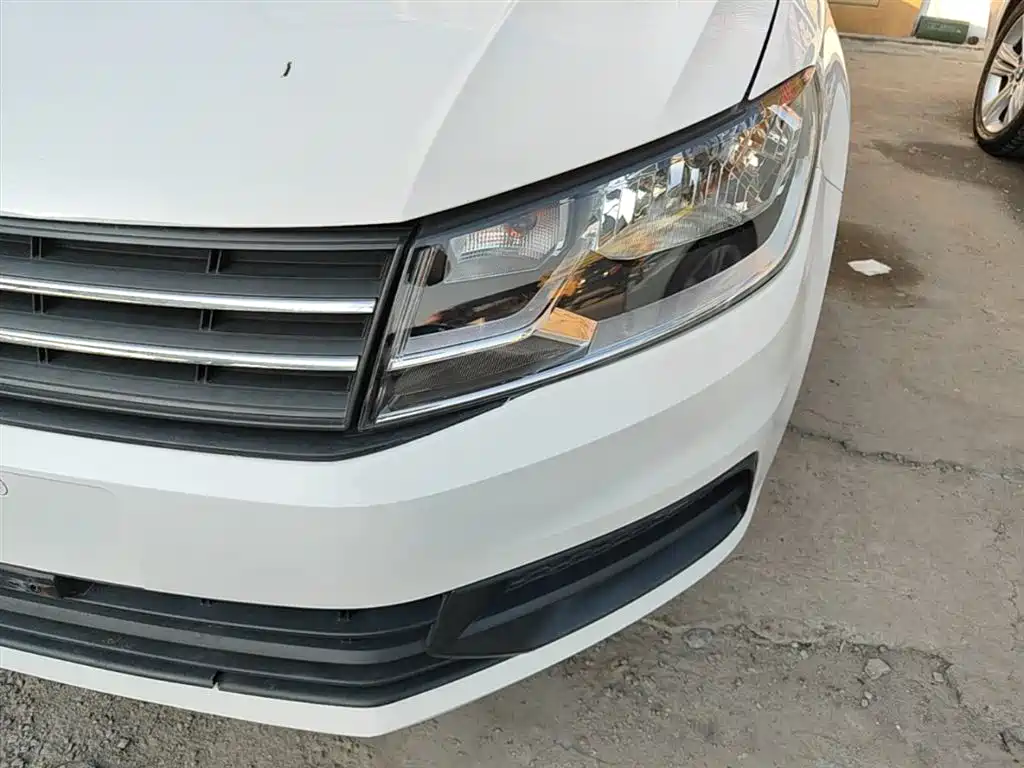 Volkswagen Santana 2016 1.4L Manual Trend Edition фото 14