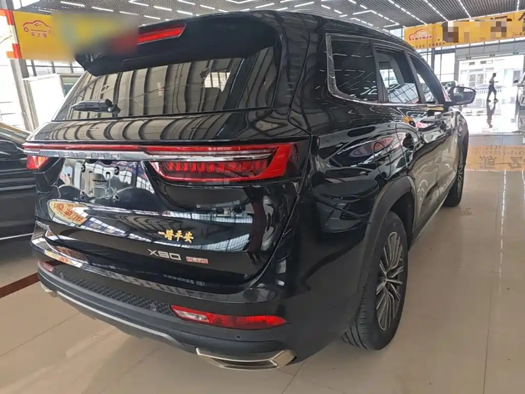 Jetour X90 PLUS 2024 2024 1.6TD DCT Big Family Happy Edition 7-seater