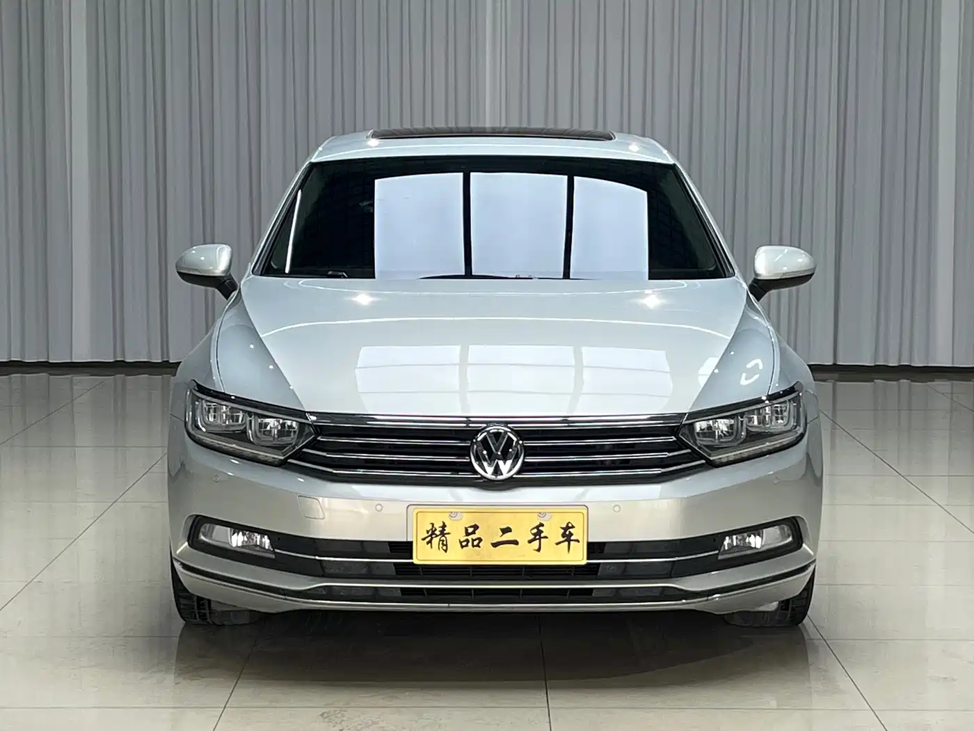 Volkswagen Magotan 2018 380TSI DSG Luxury фото 2