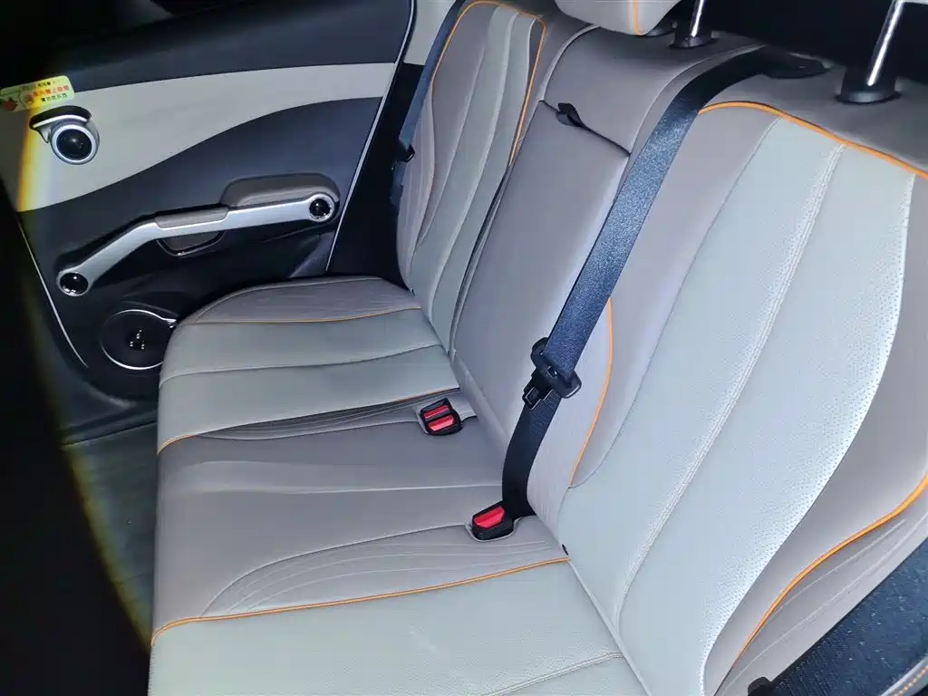 BYD Yuan PLUS 2024 Glory Edition 510KM Leading фото 15