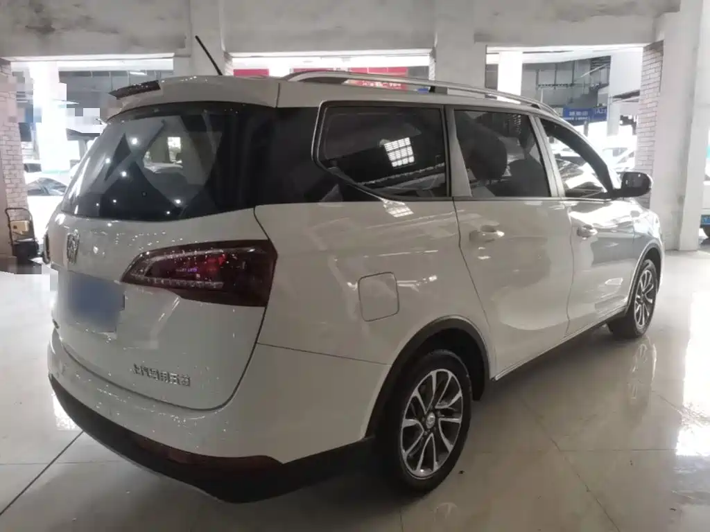 Baojun 730 2019 2019 1.5T CVT Fashion Edition 7-Seater China VI