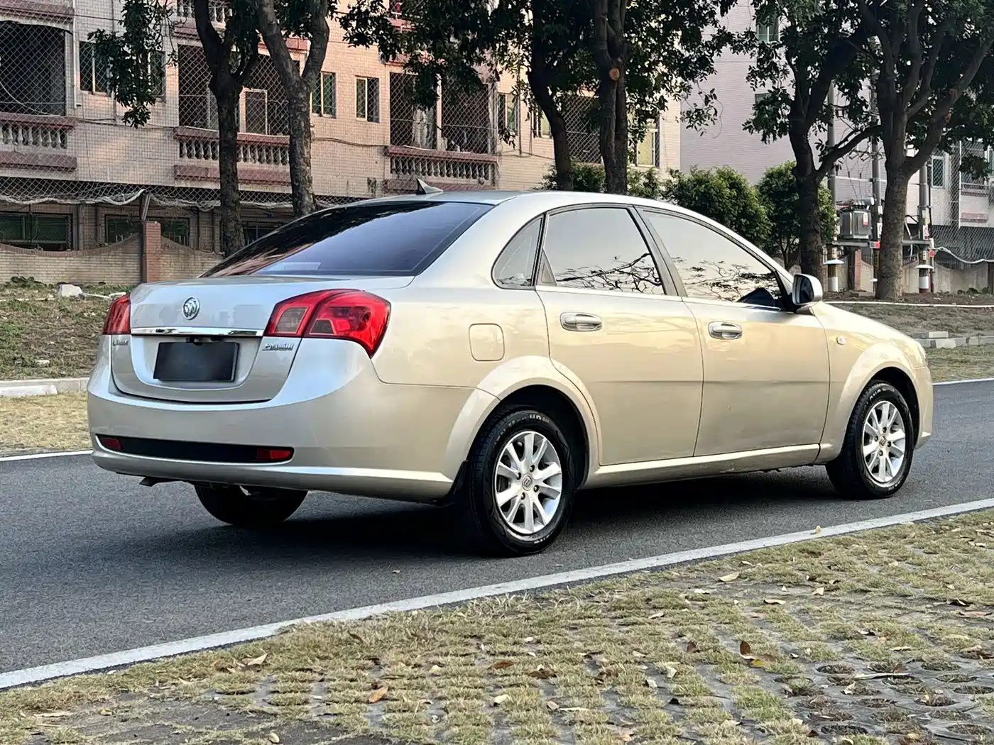 Buick Excelle 2013 1.5L Automatic Classic фото 4