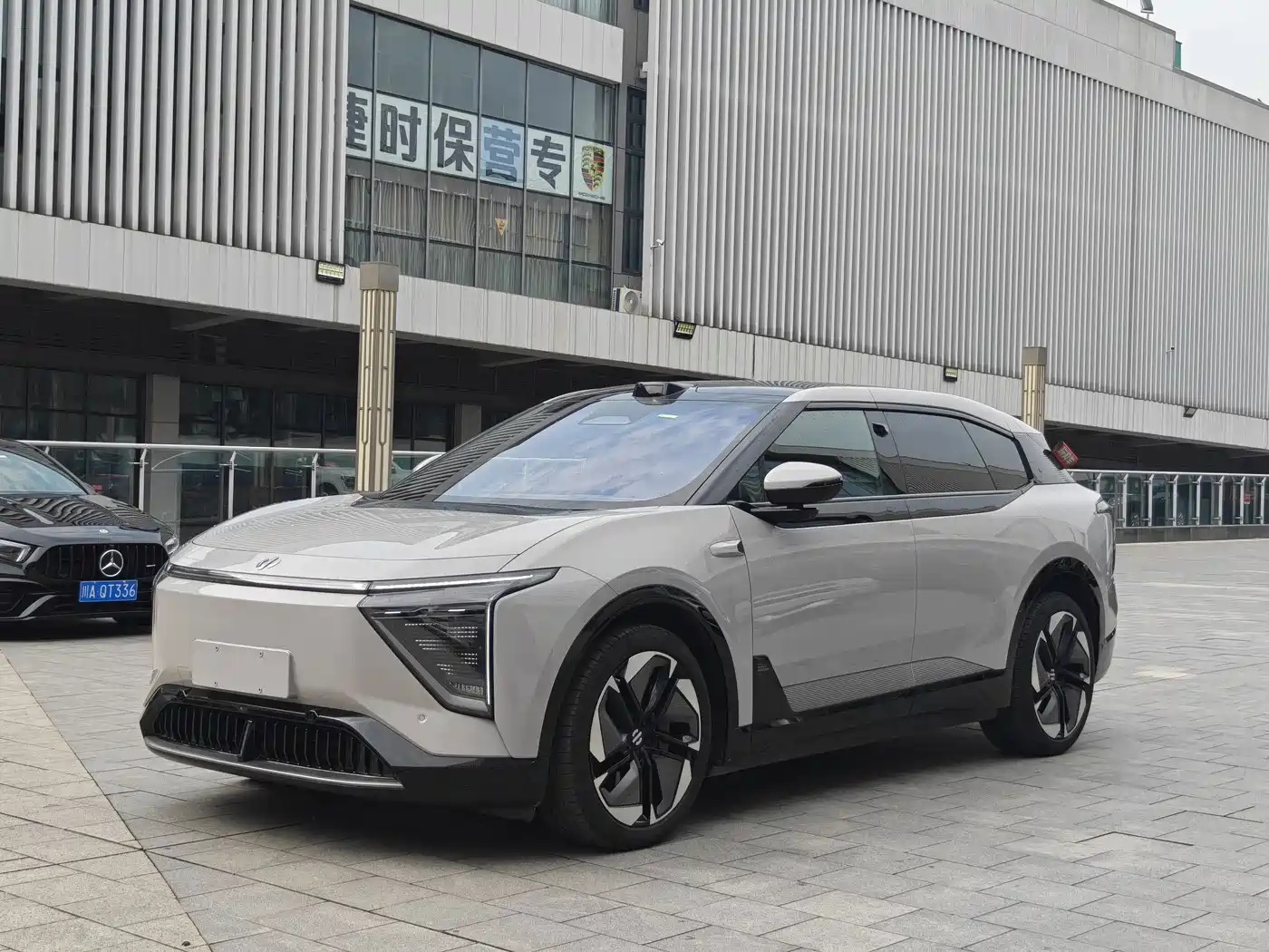 HiPhi Y 2025 2023 560km Pioneer Edition