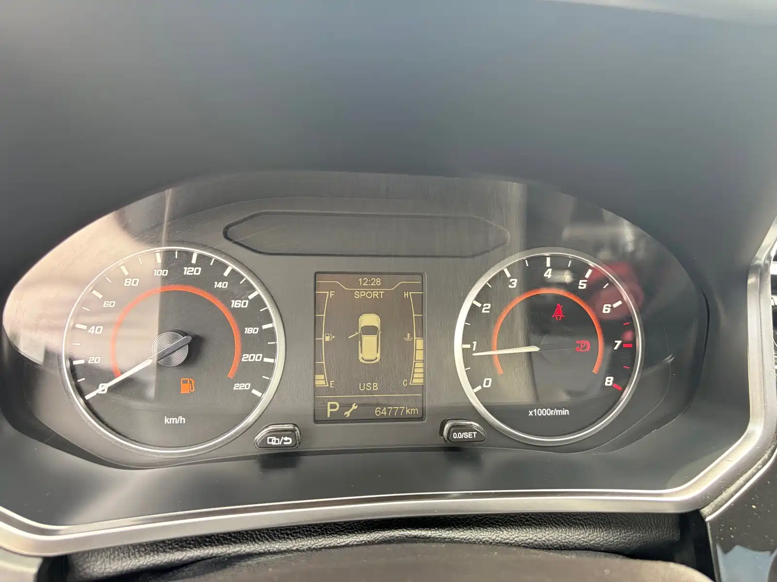Фото 8 - Chery Tiggo 3x