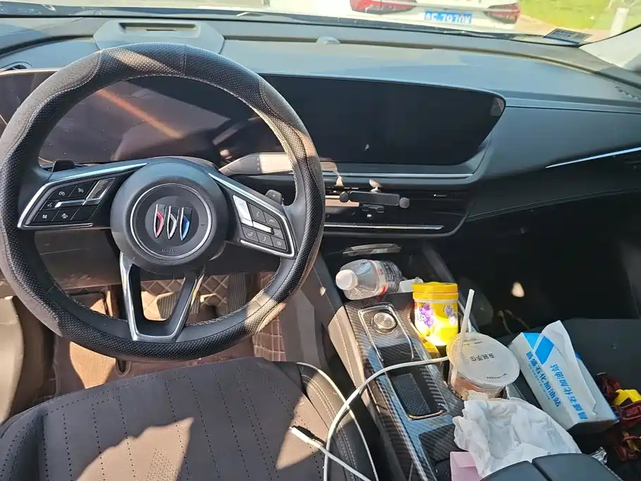 Фото 11 - Buick Envision Plus