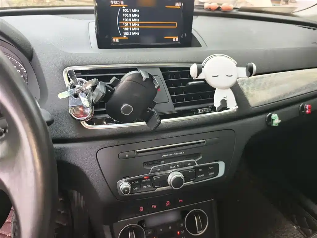 Audi Q3 2016 Model 30 TFSI Style фото 6