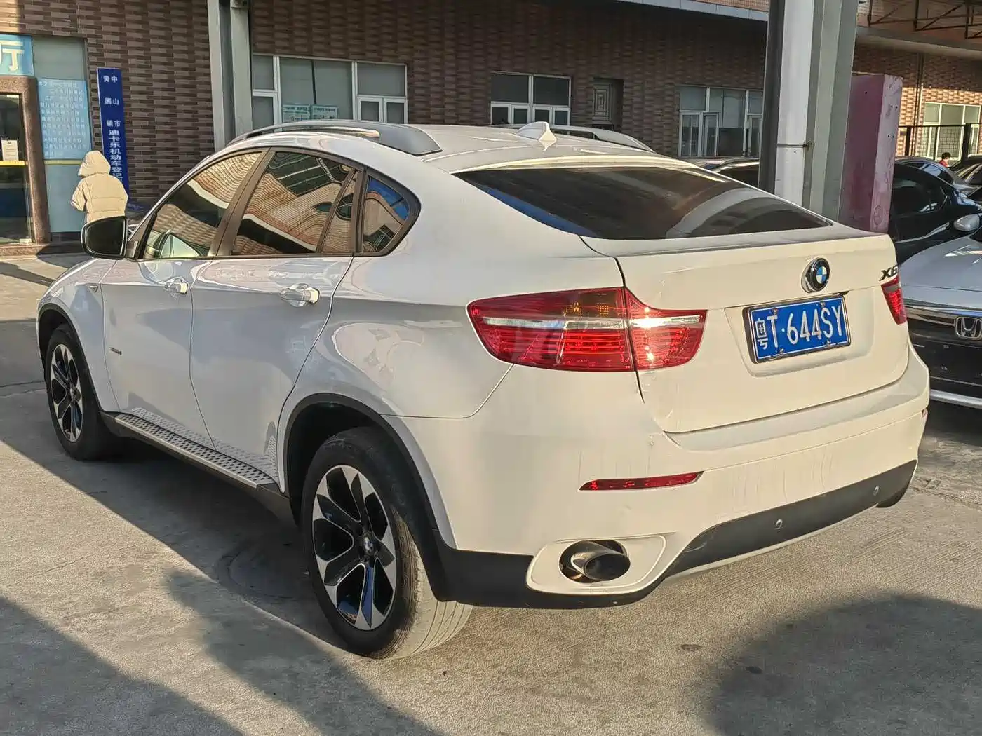 BMW X6 2012 xDrive35i фото 2