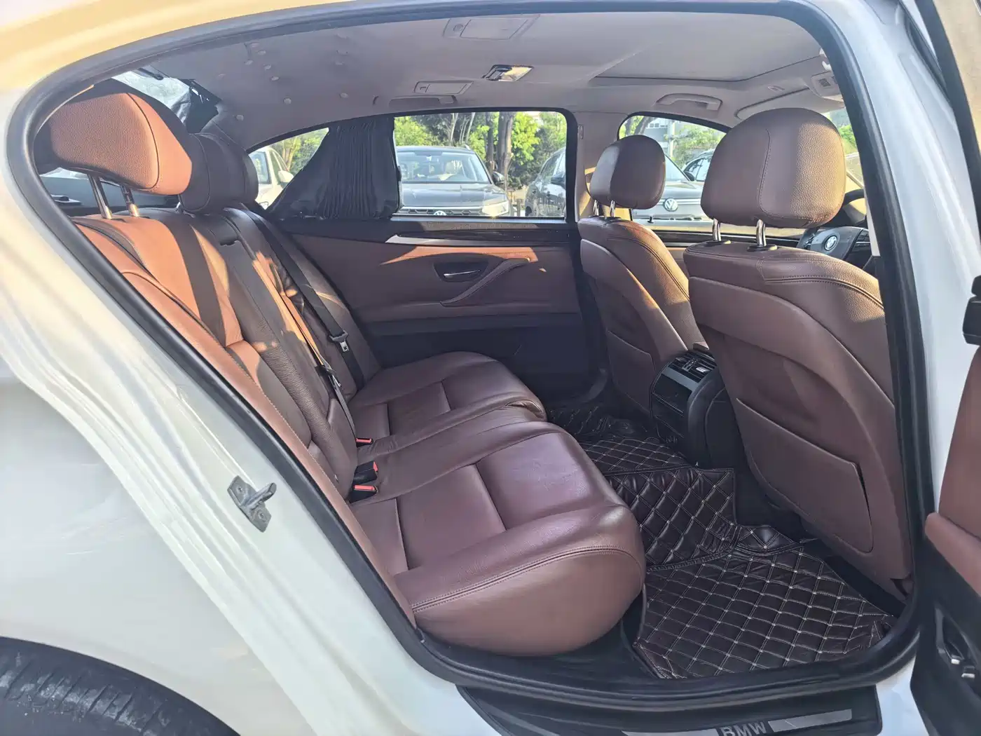 BMW 5 Series 2014 525Li Leading фото 12