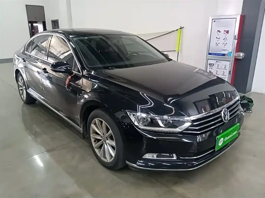 Volkswagen Magotan 2019 330TSI DSG Leading China V фото 4