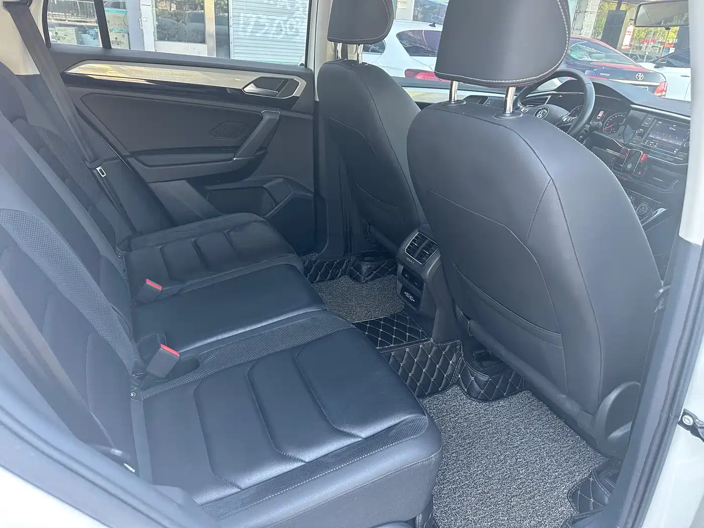 Volkswagen Tayron 2019 330TSI 2WD Luxury China VI фото 8