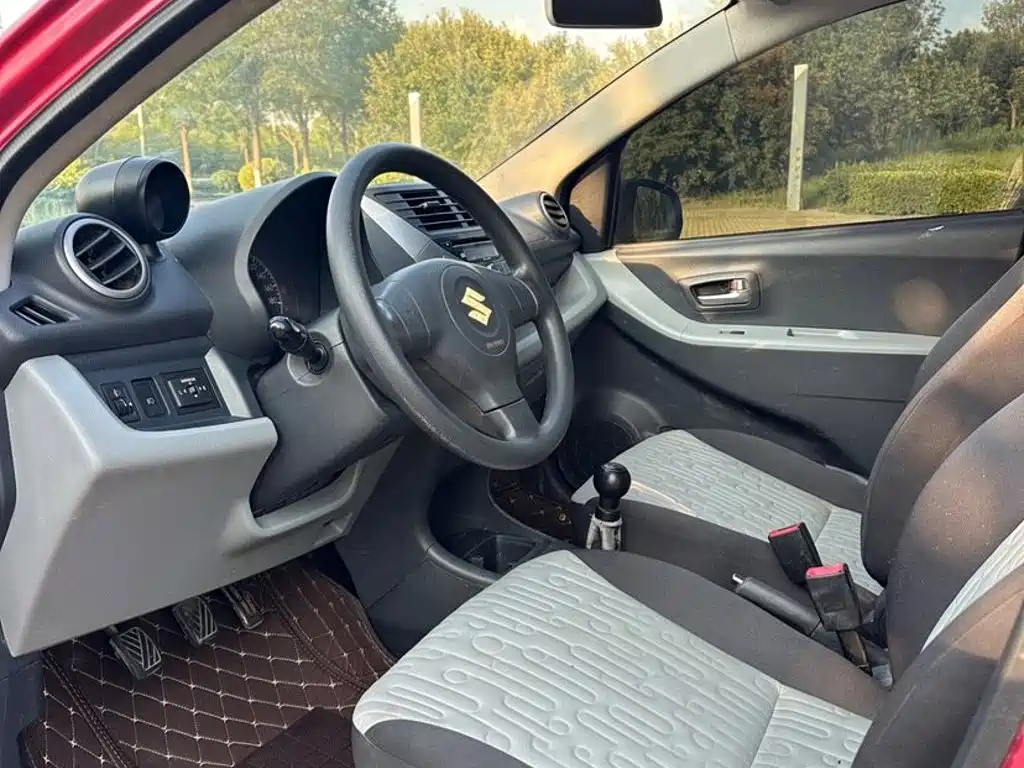 Suzuki Alto 2015 2013 1.0L Manual Deluxe