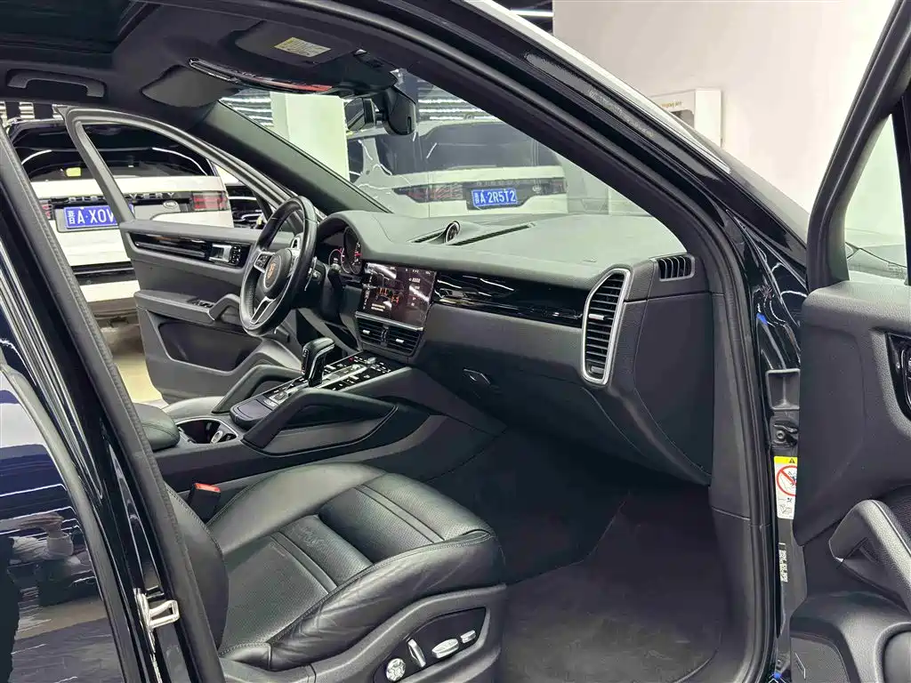 Porsche Cayenne 2019 Cayenne 3.0T фото 8