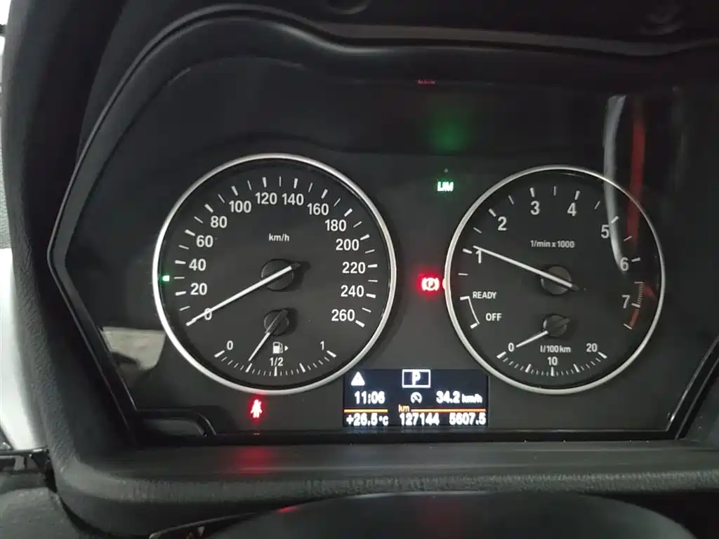 BMW X1 2016 sDrive18Li Premium Model фото 12