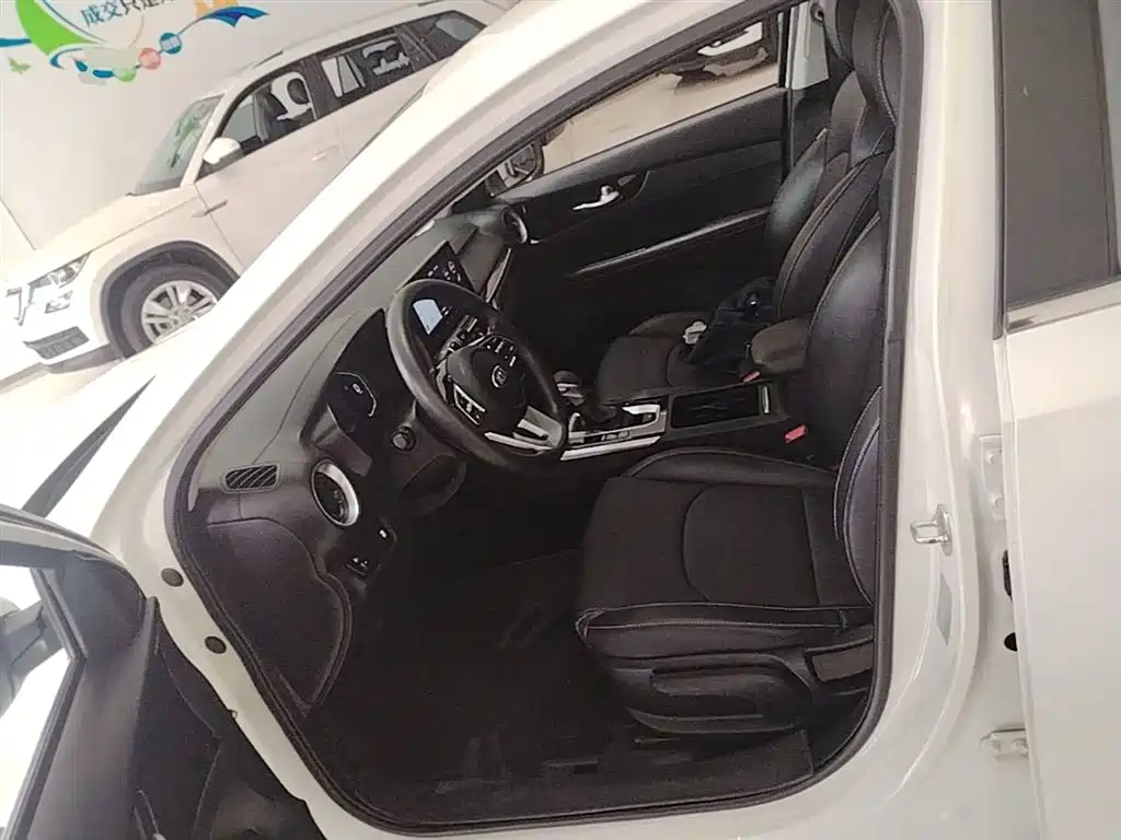 Kia K3 2019 1.5L CVT Smart Connect Edition фото 16
