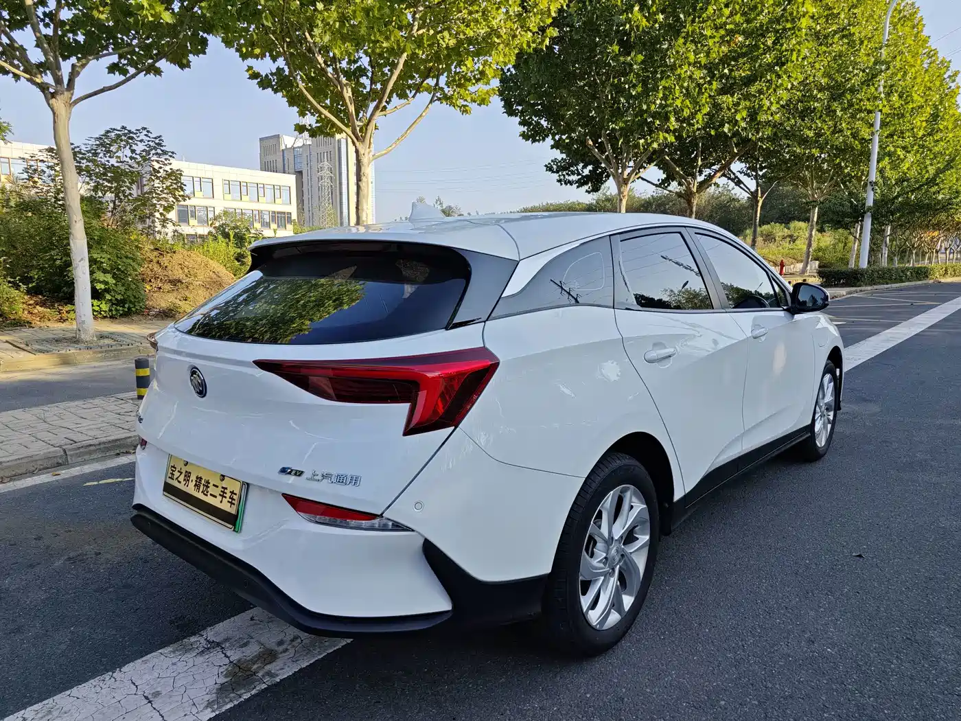 Фото 6 - Buick Velite 6