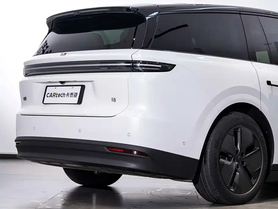 Li Auto Li i8 2025 2025 Standard Edition
