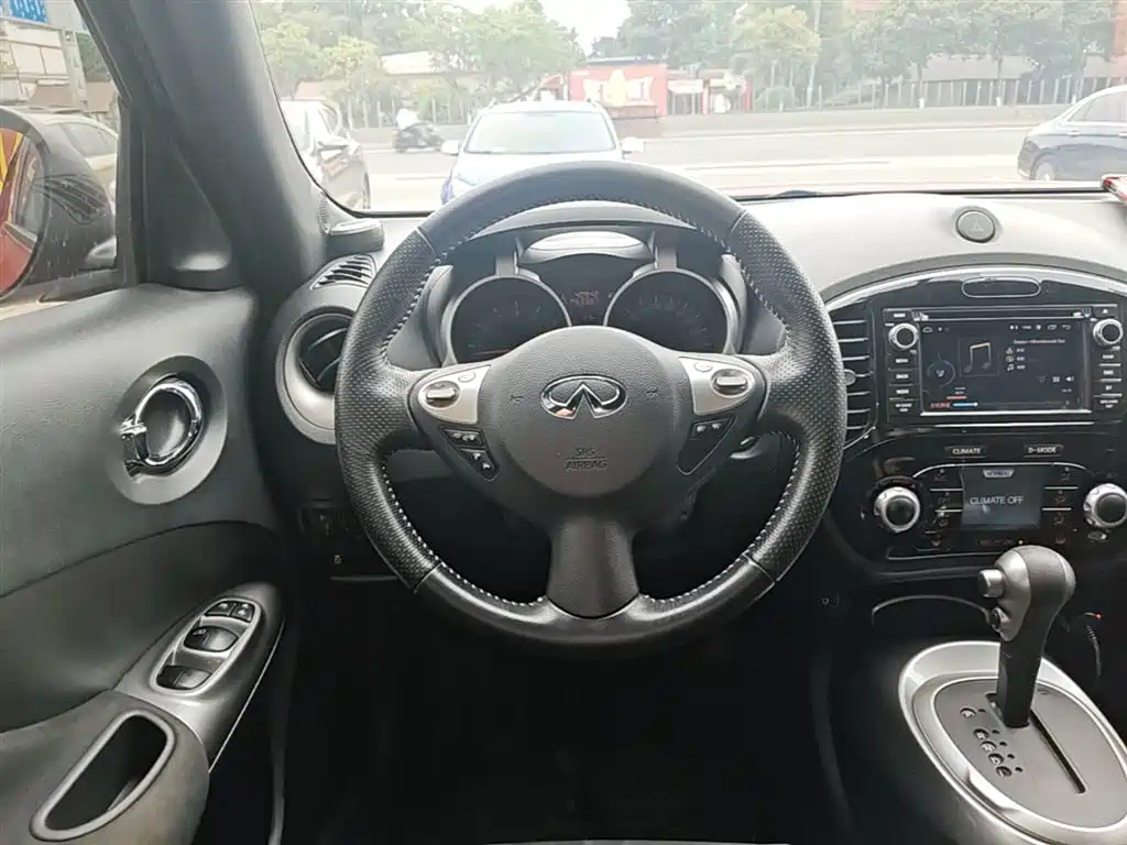 Infiniti ESQ 2019 2014 1.6L Free Edition