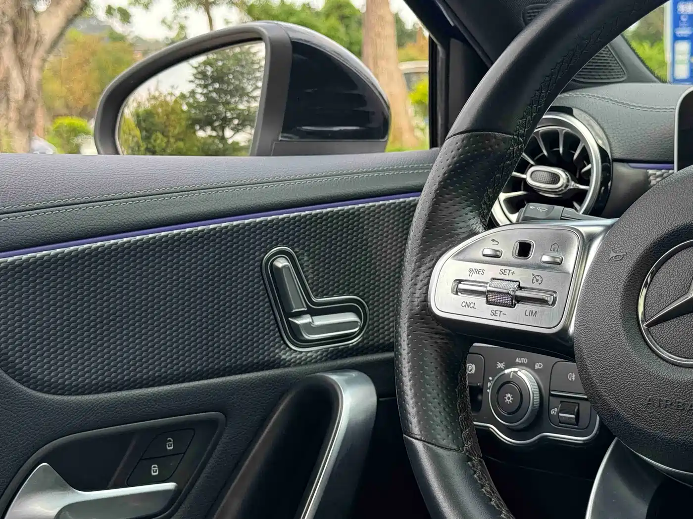 Mercedes-Benz A-Class 2020 A 200 L Sport Sedan фото 21
