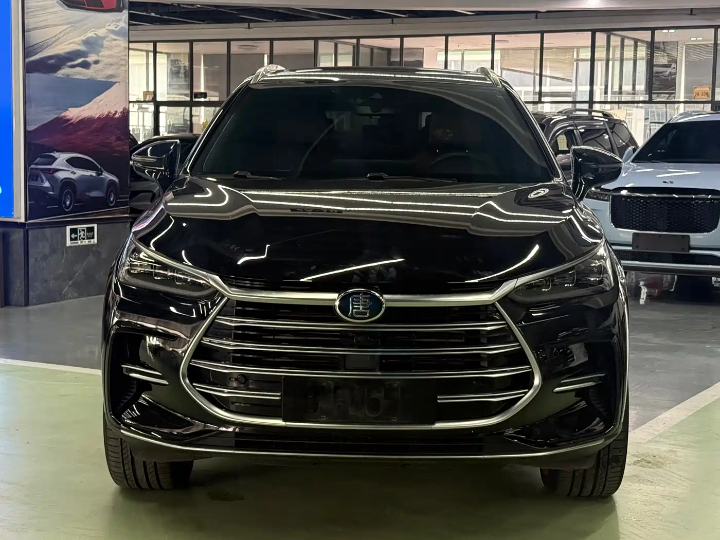 BYD Tang New Energy 2021 DM 2.0T AWD High Performance Genesis Flagship фото 2
