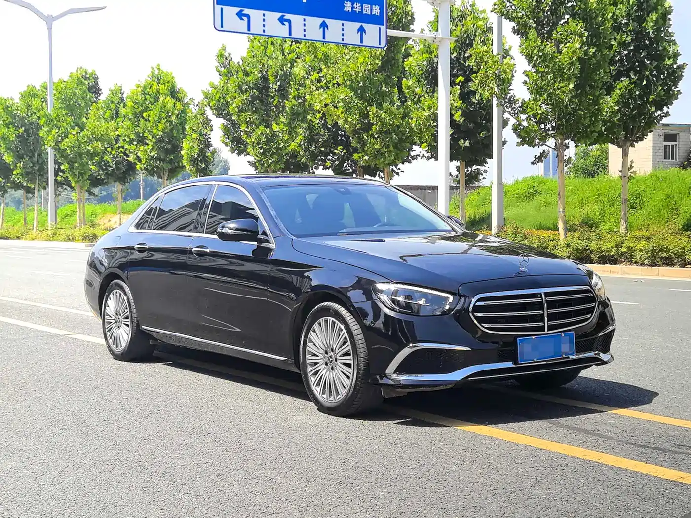 Mercedes-Benz E-Class 2022 E 300 L Luxury фото 3