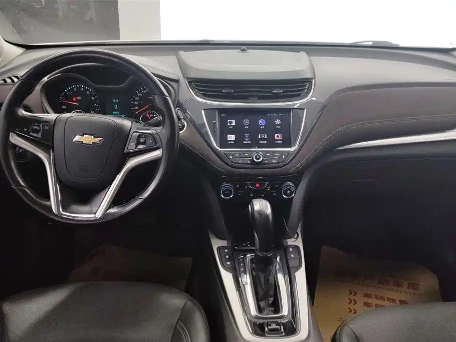 Chevrolet Malibu 2017 1.5T Automatic Luxury Edition фото 12