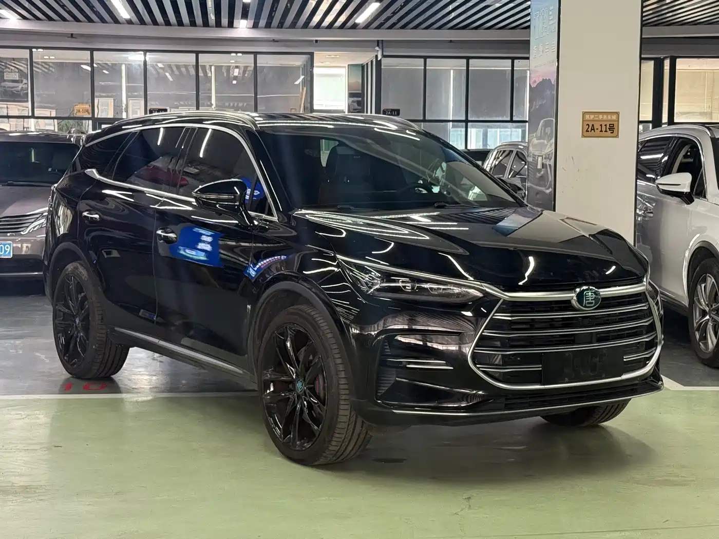 BYD Tang New Energy 2021 DM 2.0T AWD High Performance Genesis Flagship фото 3
