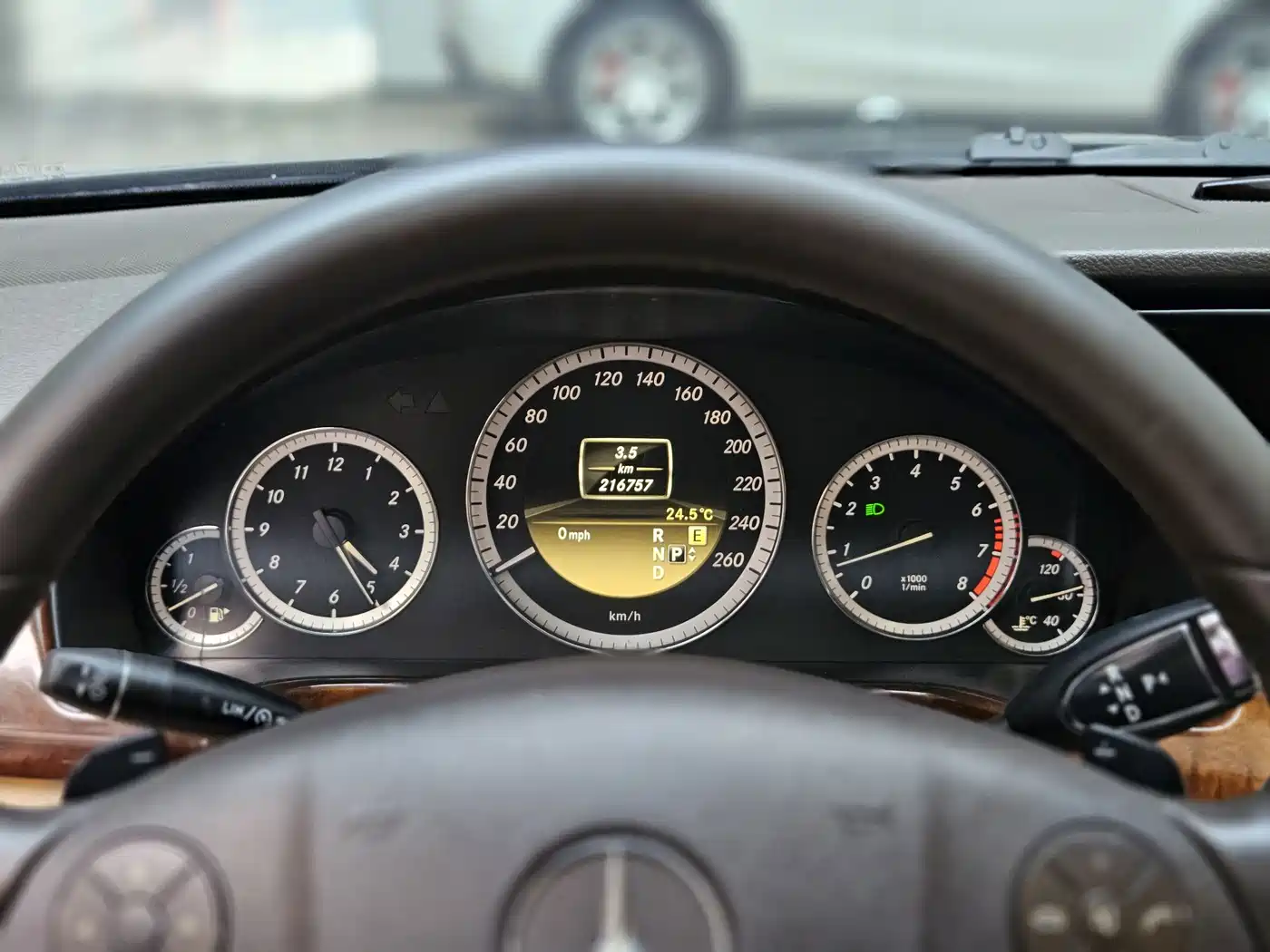 Mercedes-Benz E-Class 2012 E 200 L CGI Elegance фото 14