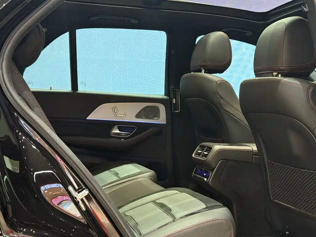 Mercedes-Benz GLE AMG 2024 AMG GLE 53 4MATIC+ фото 24