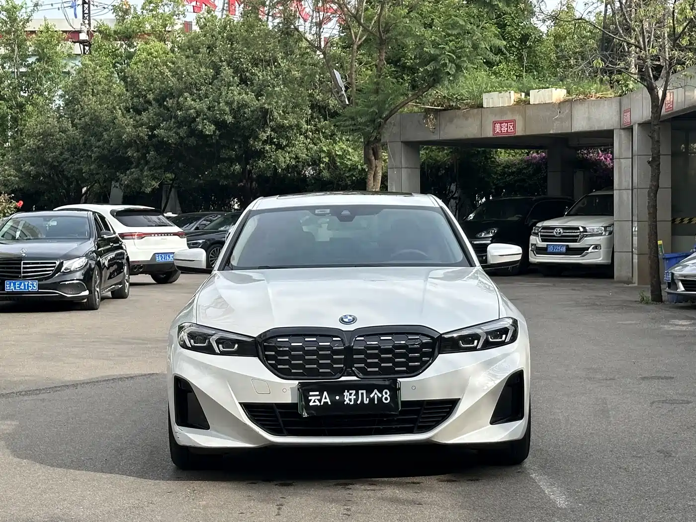 BMW i3 2022 eDrive 35 L фото 2