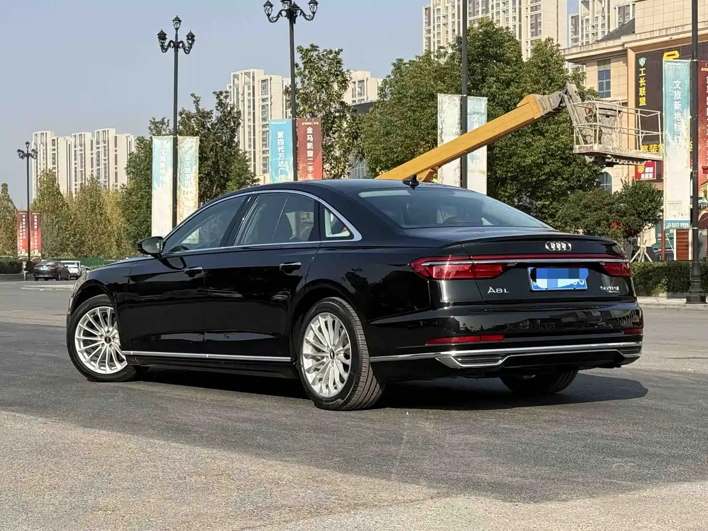 Audi A8 2021 A8L 50 TFSI quattro Comfort фото 4
