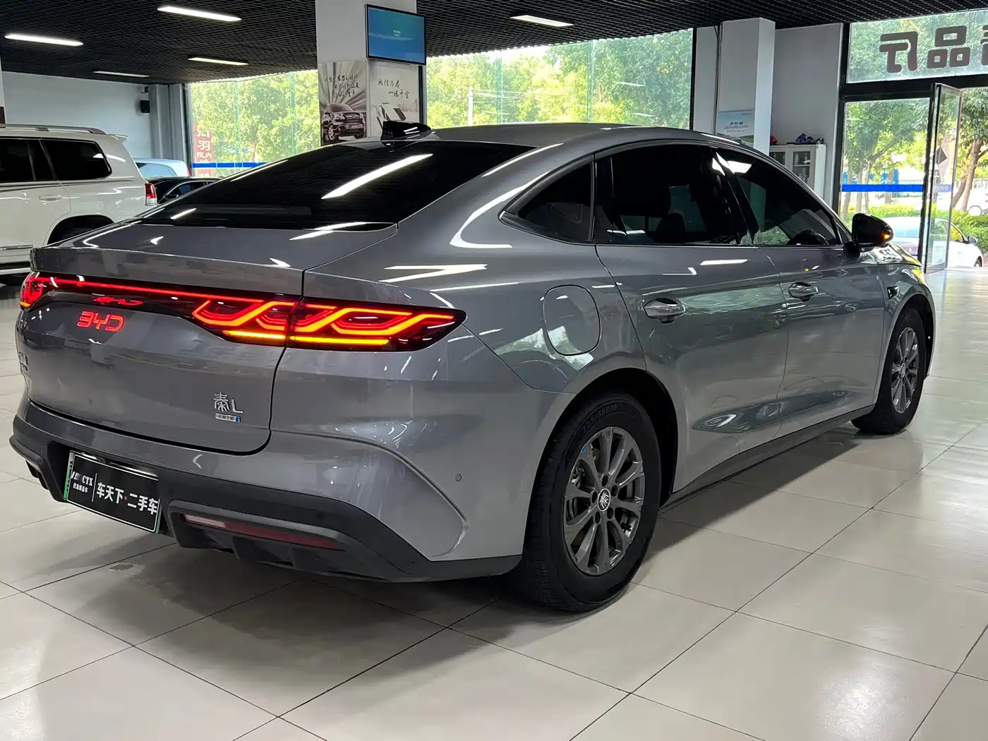 BYD Qin L 2025 2025 DM-i Smart Drive Edition 80KM Leading