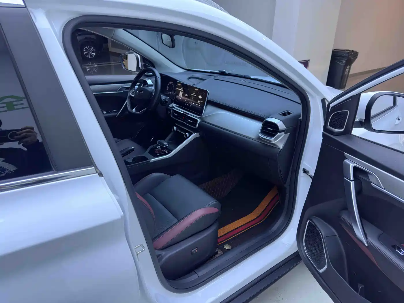 GEELY AUTOMOBILE BINYUE