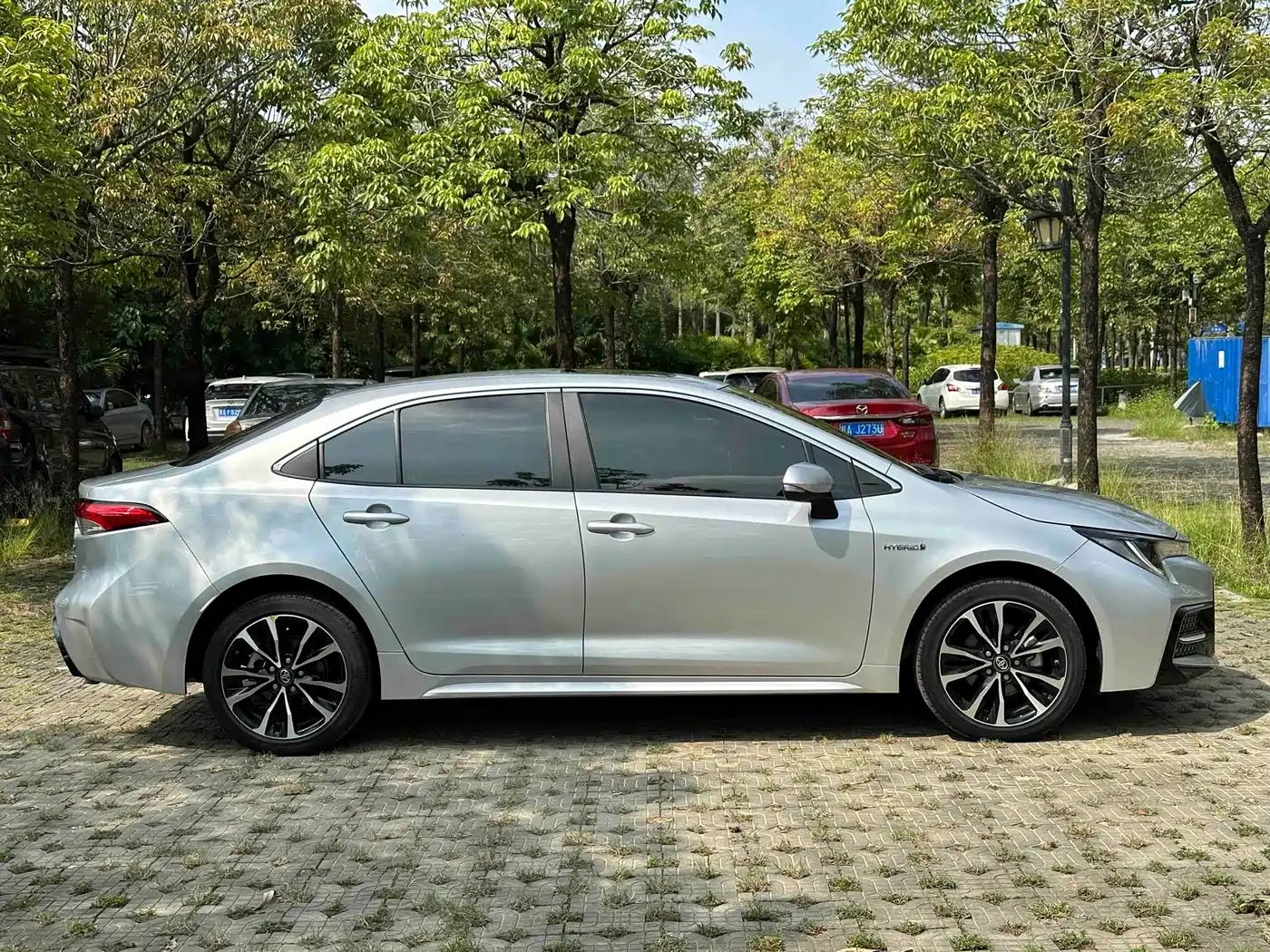 Toyota Levin 2022 Dual Engine 1.8H E-CVT Sport Edition фото 7