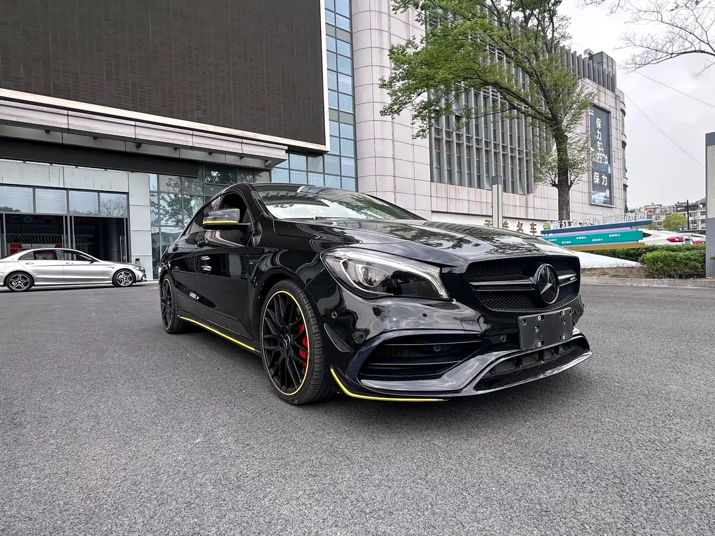 Mercedes-Benz CLA AMG 2017 Model AMG CLA 45 4MATIC Night Thunder Limited Edition фото 12