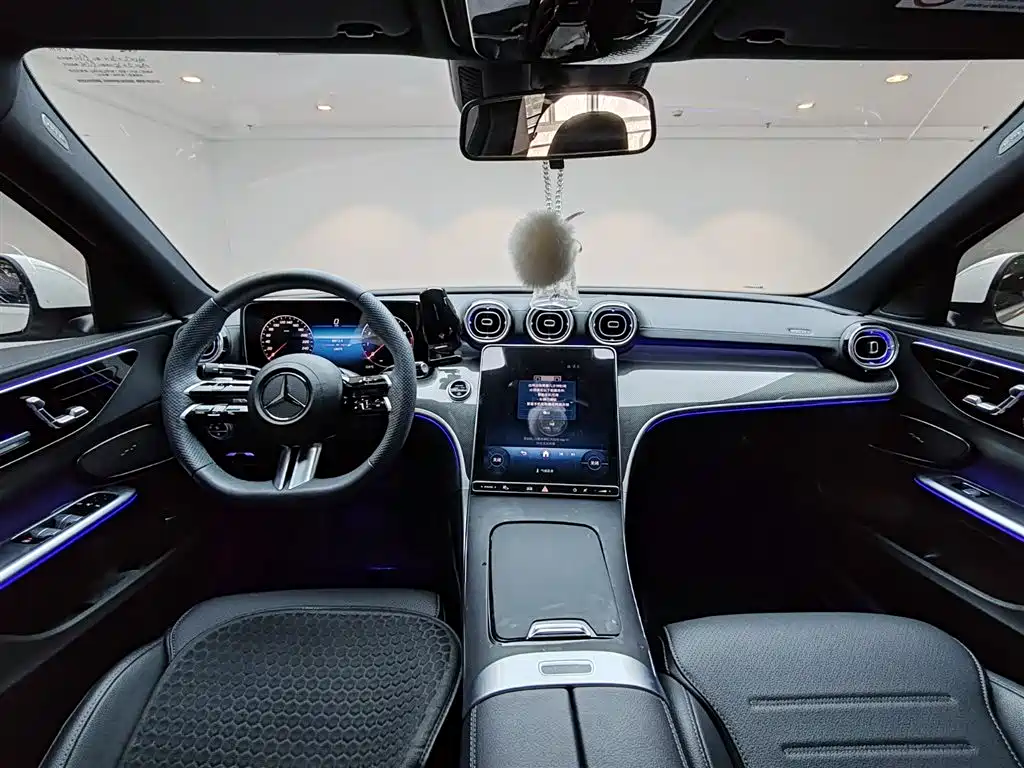 Mercedes-Benz C-Class 2024 C 260 L Sport фото 16