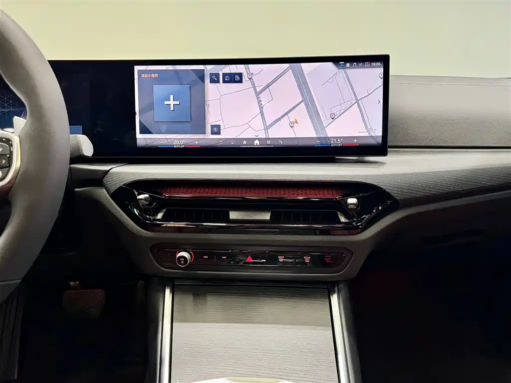 BMW 3 Series 2025 325Li M Sport Package фото 29