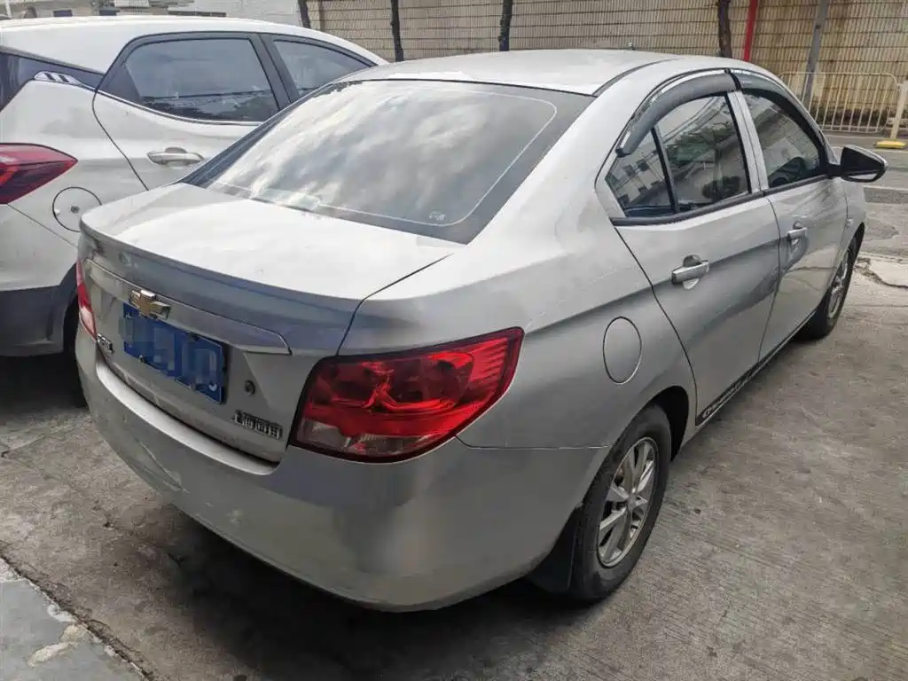 Chevrolet Sail 2015 Sail 3 1.5L Manual Ideal Sunroof Edition фото 5