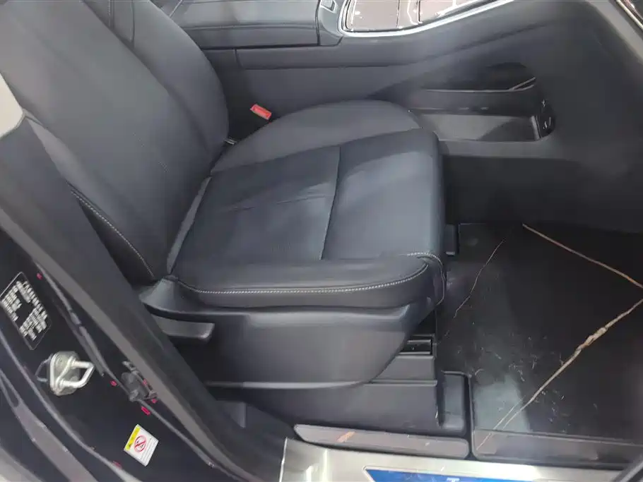 GAC Trumpchi Trumpchi M8 2021 Leading Show Series 390T Prestige Edition фото 8