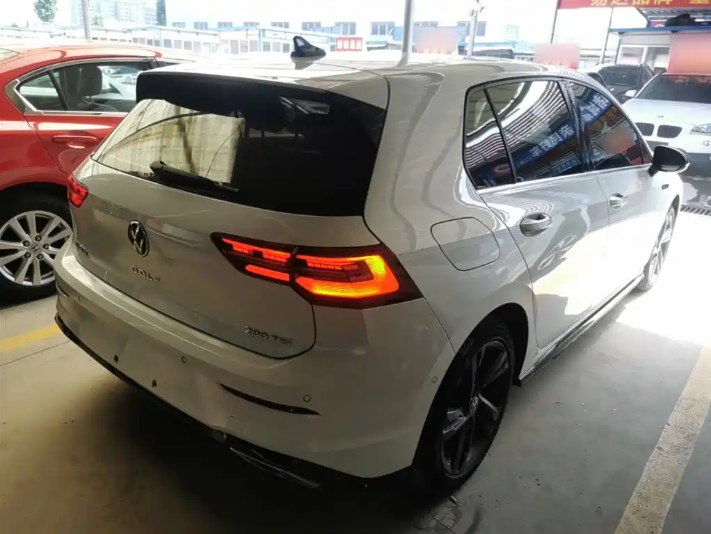 Volkswagen Golf 2021 280TSI DSG R-Line фото 7