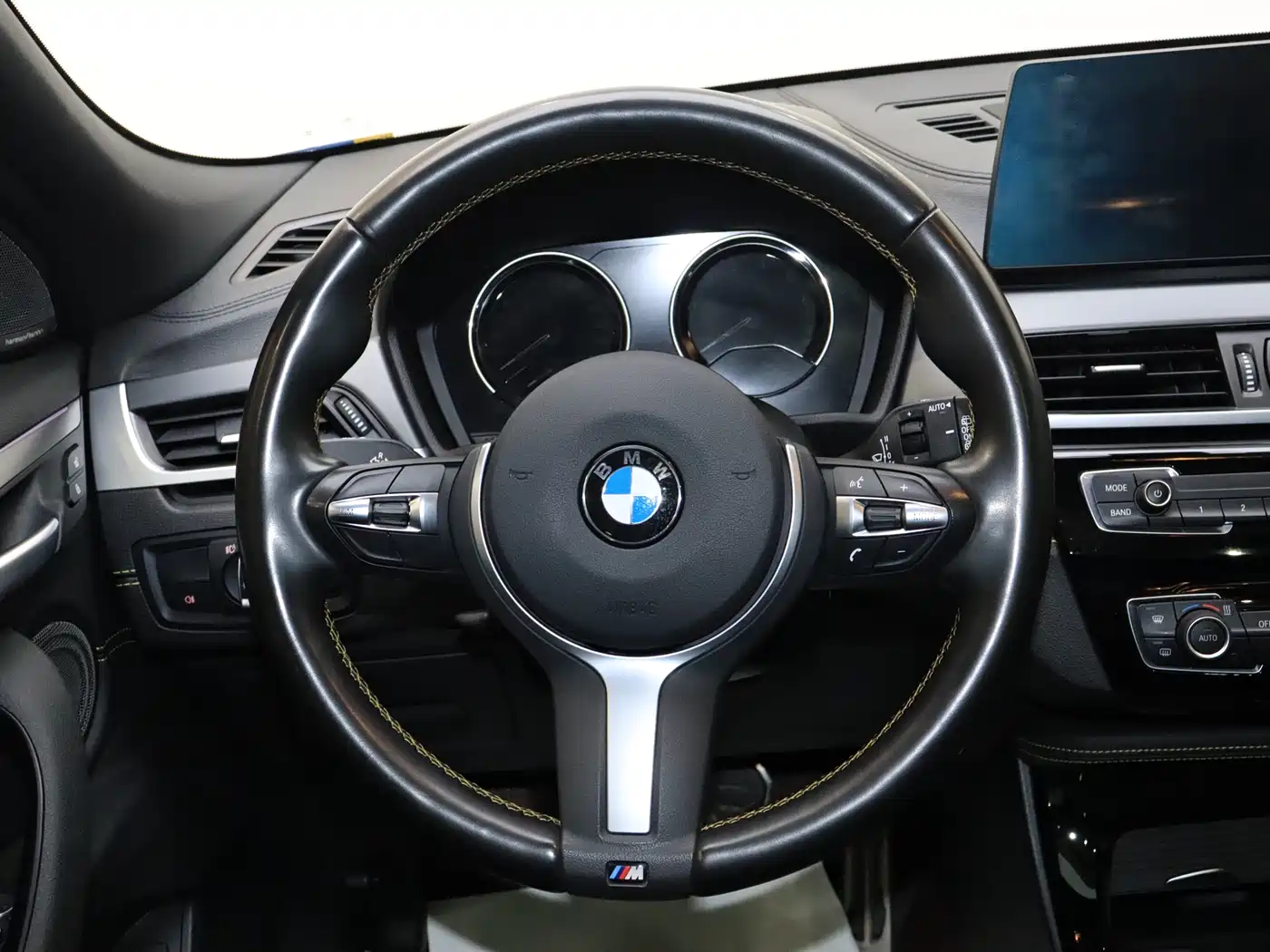 BMW X2 2023 sDrive 25i Radiance Edition фото 20