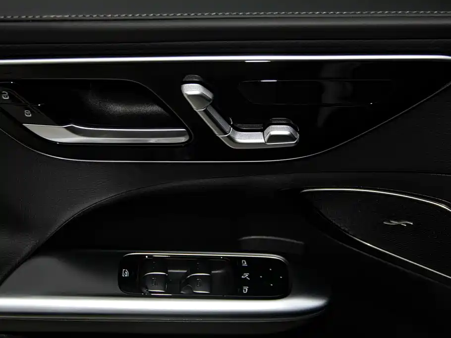 Mercedes-Benz C-Class 2025 C 260 L Sport Edition фото 26