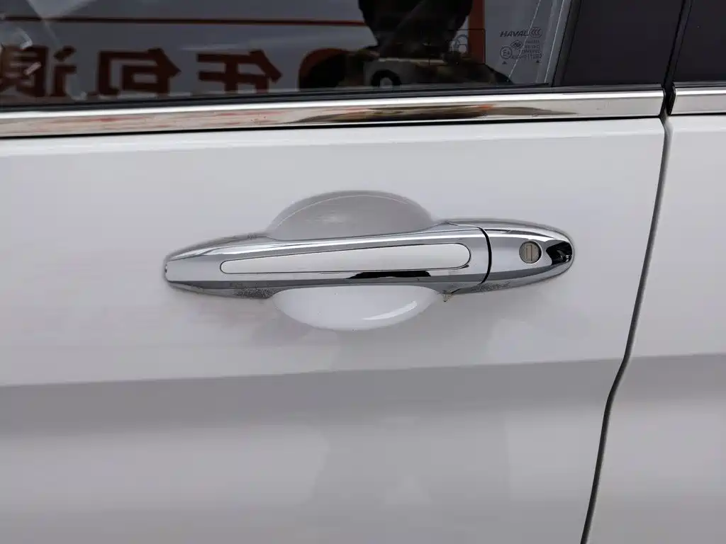Фото 18 - Haval M6