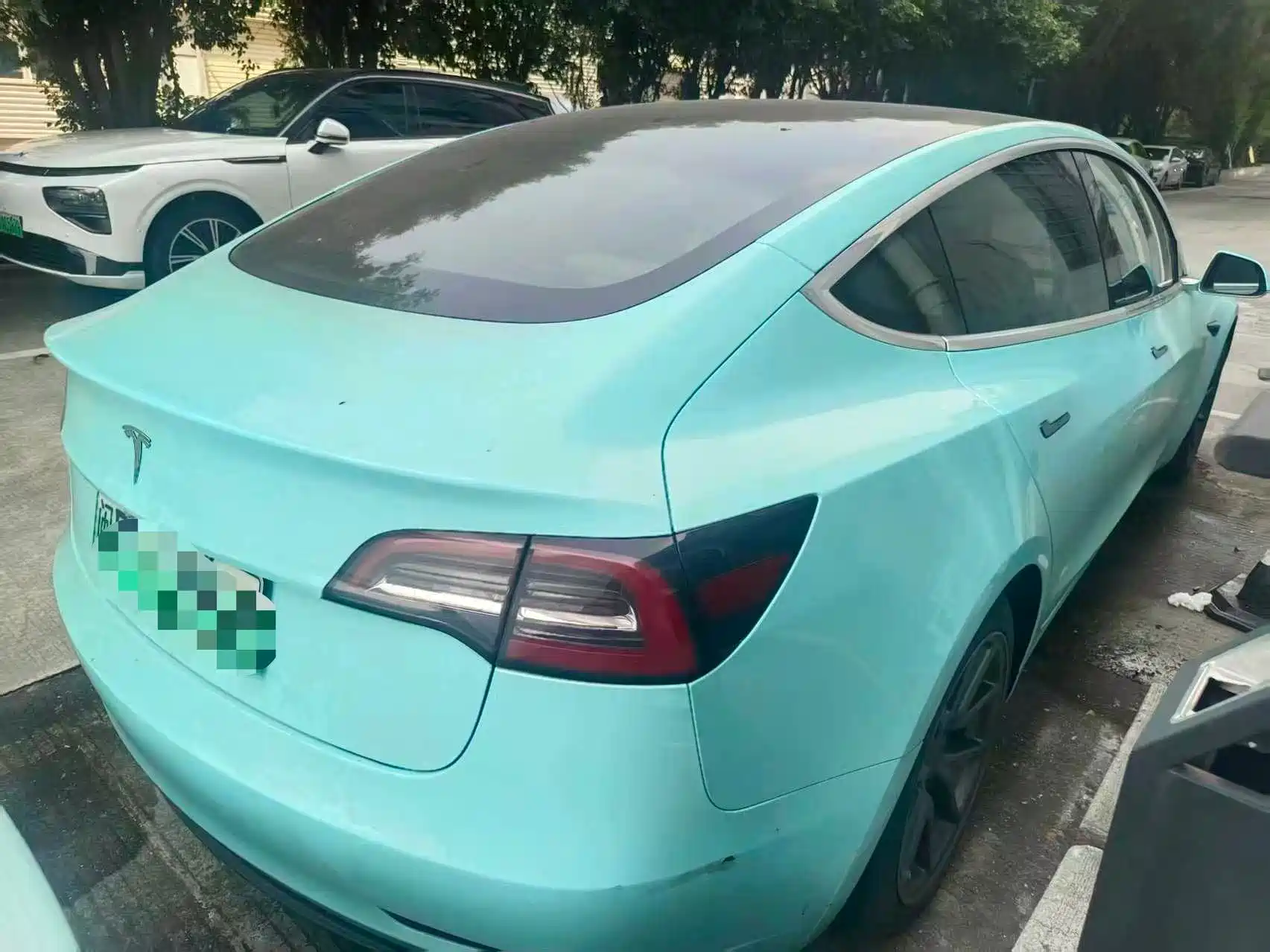 Фото 4 - Tesla Model 3