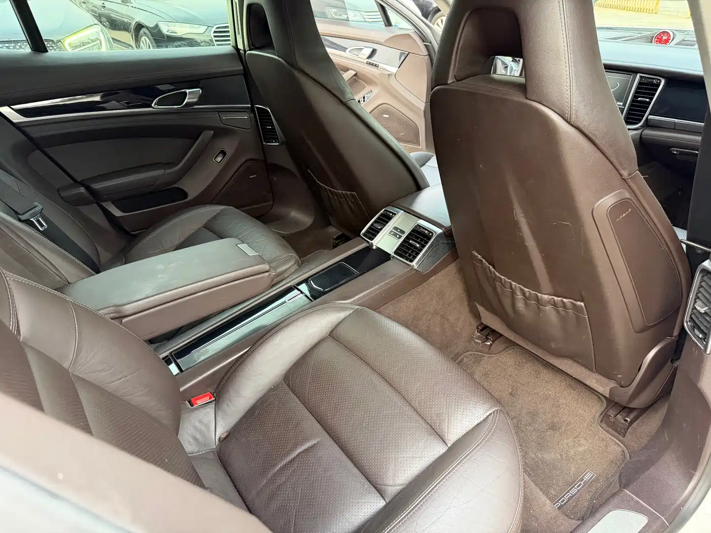 Porsche Panamera 2010 Panamera 3.6L фото 11